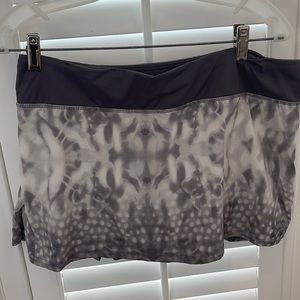 Lulu lemon skirt